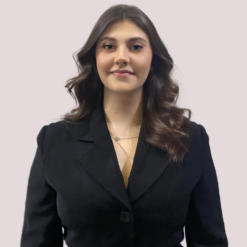 İREM YAŞAR